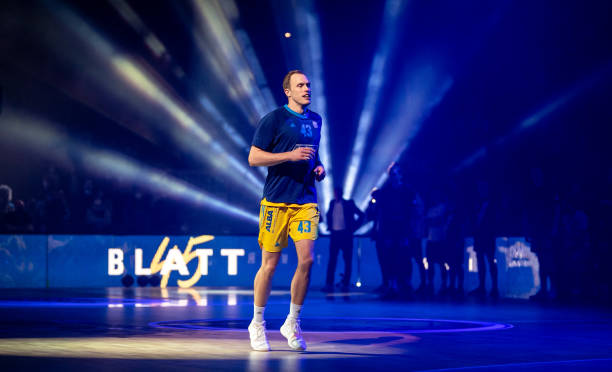 战术调整与 战术调整与