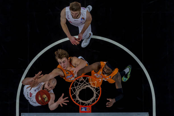 现实因素 现实因素