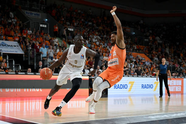 突围青年才 突围青年才